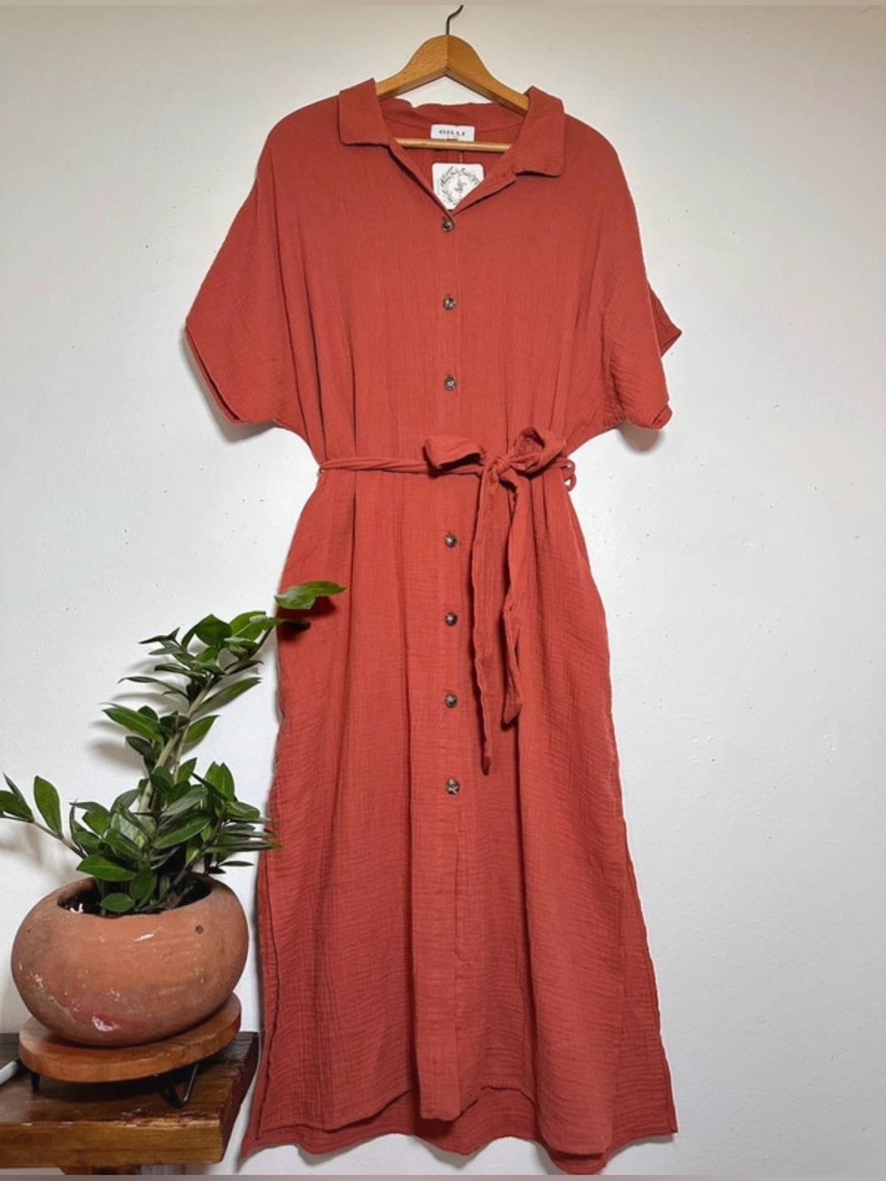 Gilli Large Rust Button-Front Maxi Dress with Tie Waist 100%Cotton Crepe pockets